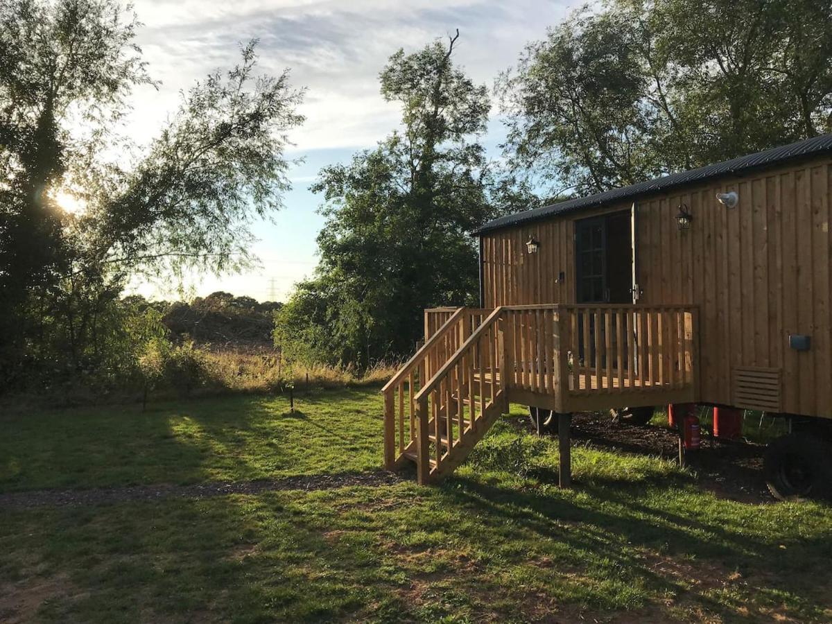 Sunset Shepherds Hut Тонтон Экстерьер фото